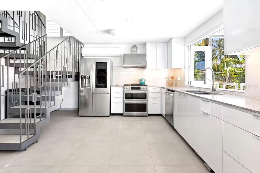 BREÑAS ESTATES, BEACHFRONT ENCLAVE - Residential