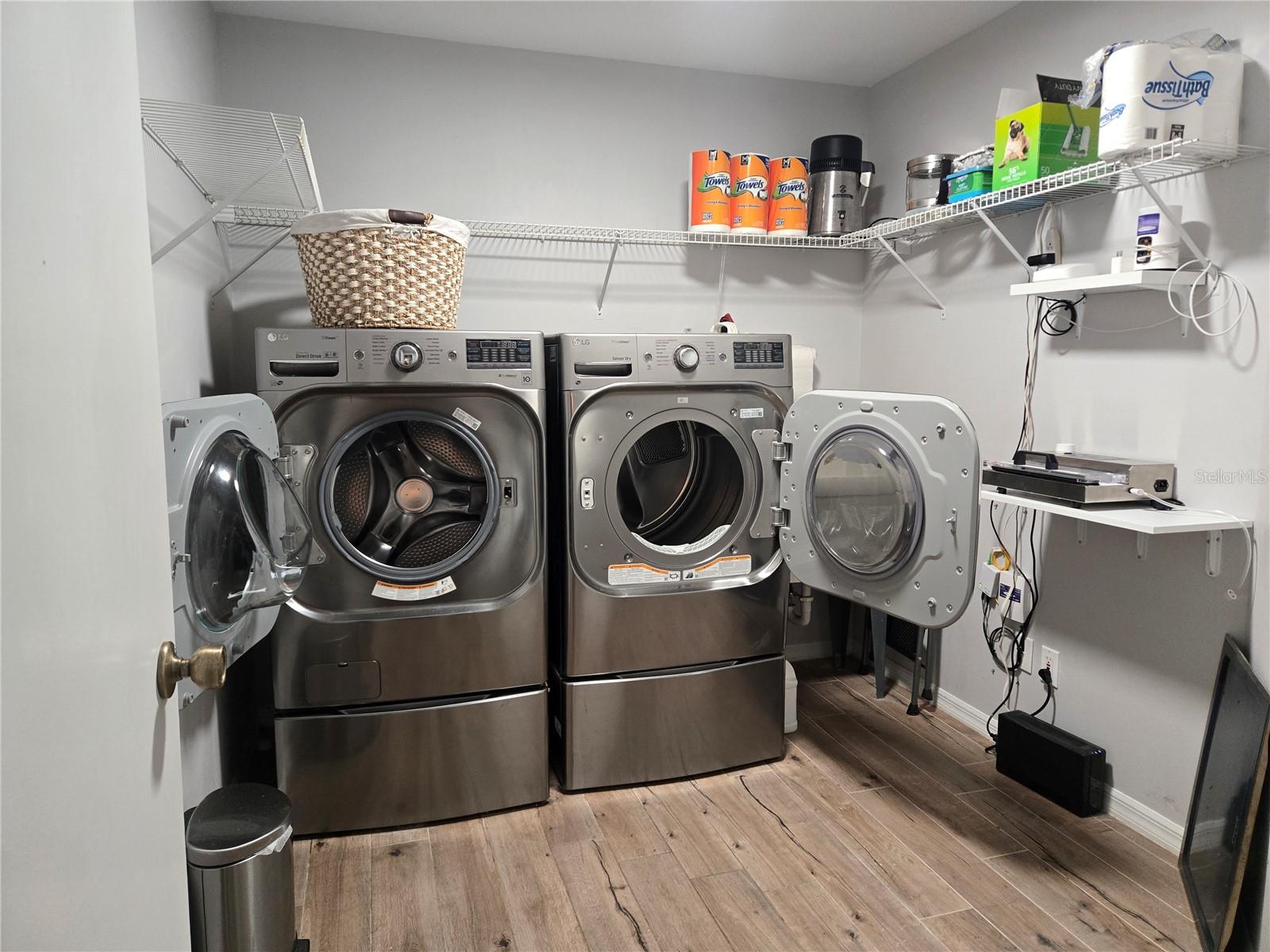 WINDSTREAM - Residential