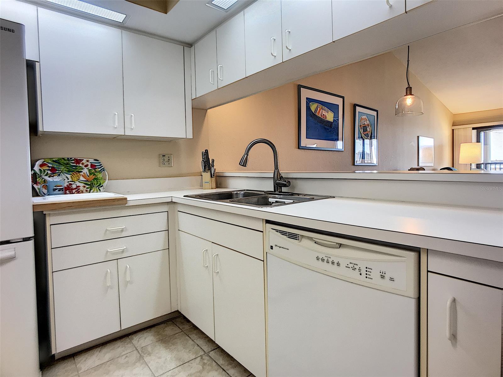 Bouchelle Island 09 - Residential