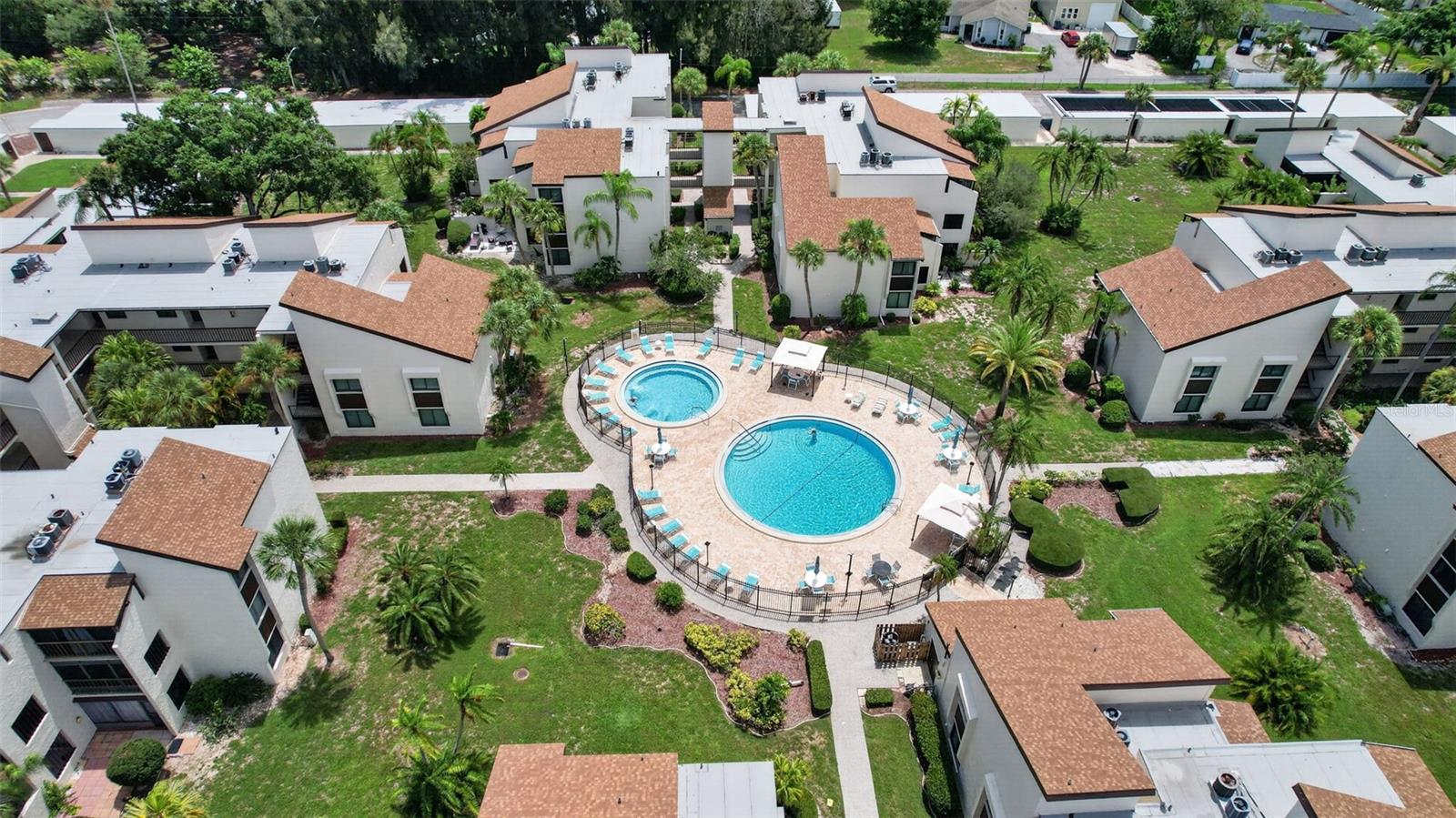 2207 BELLEAIR ROAD B16