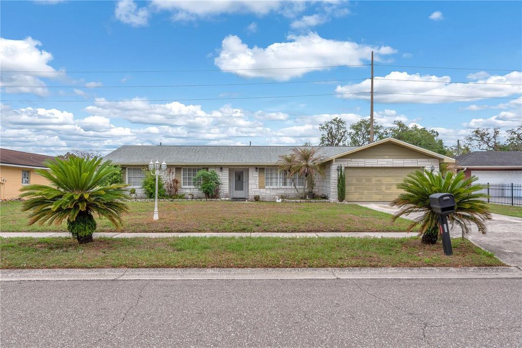 Photo of 3420 Yale Circle, Riverview, FL 33578 (MLS # TB8489513)