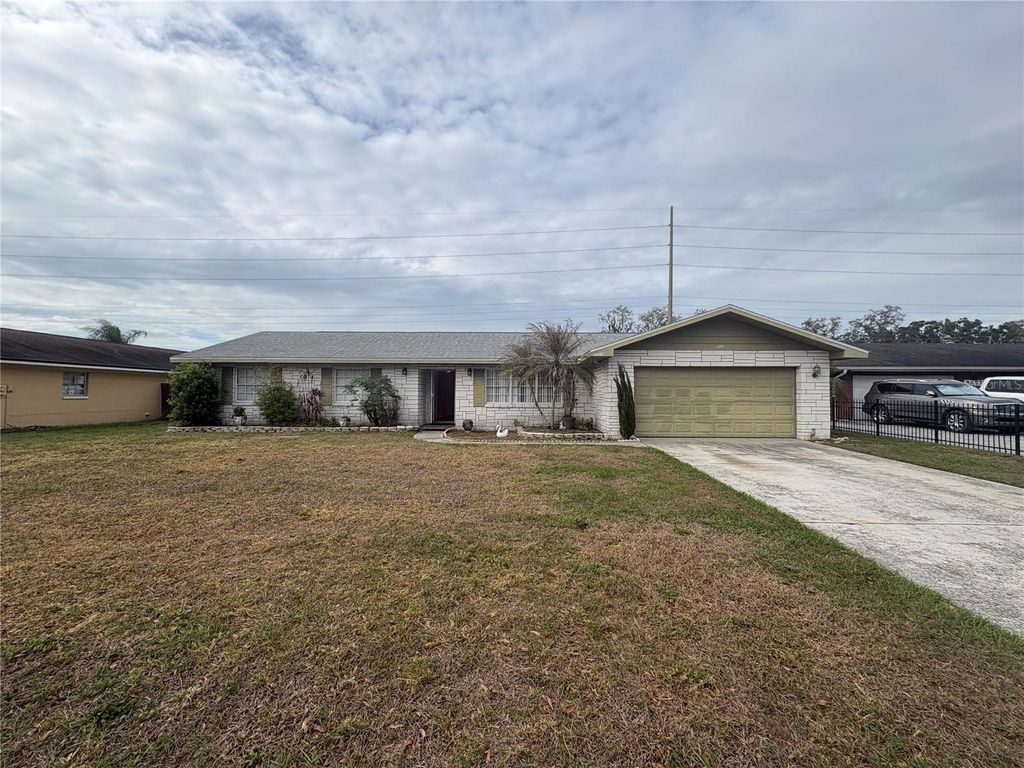 Photo of 3420 Yale Circle, Riverview, FL 33578 (MLS # TB8489513)