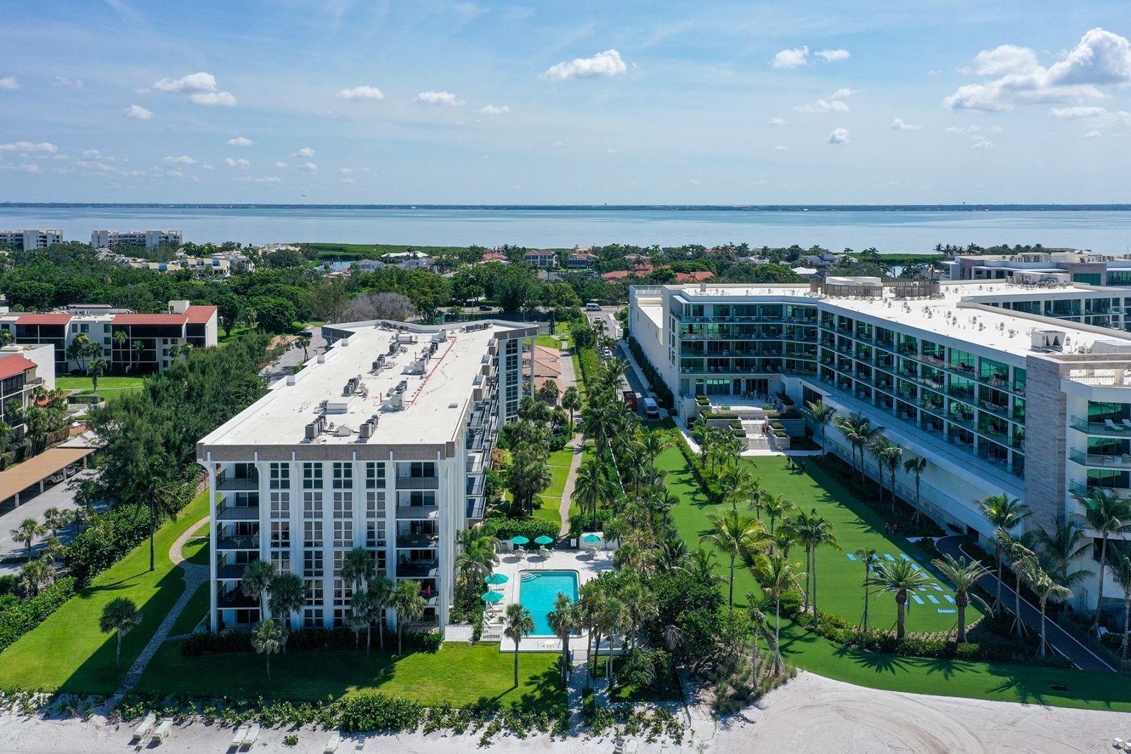 AQUARIUS CLUB - Residential