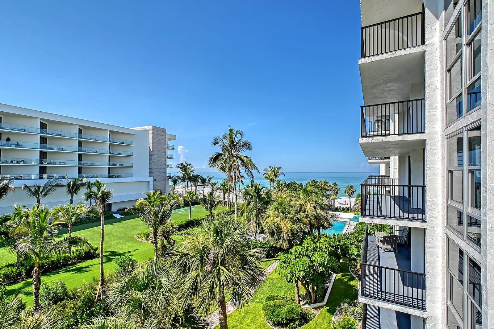 1701 GULF OF MEXICO DRIVE 404