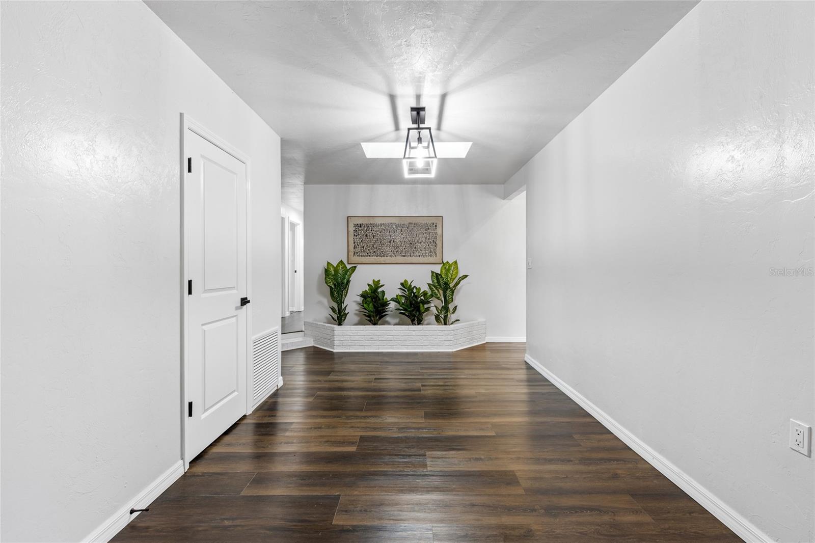 7023 NW 92ND PLACE