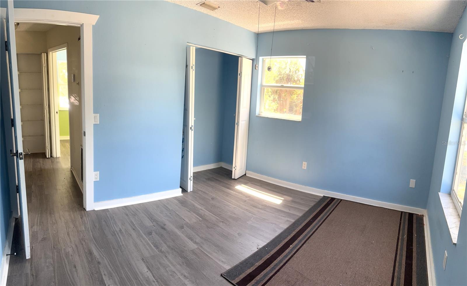 SOUTH VENICE - Residential