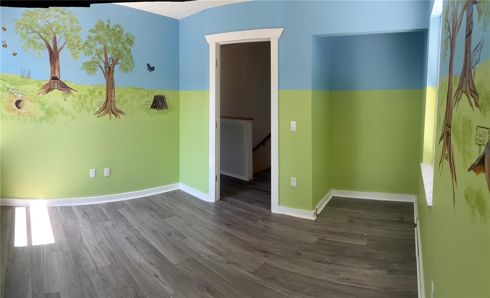 SOUTH VENICE - Residential