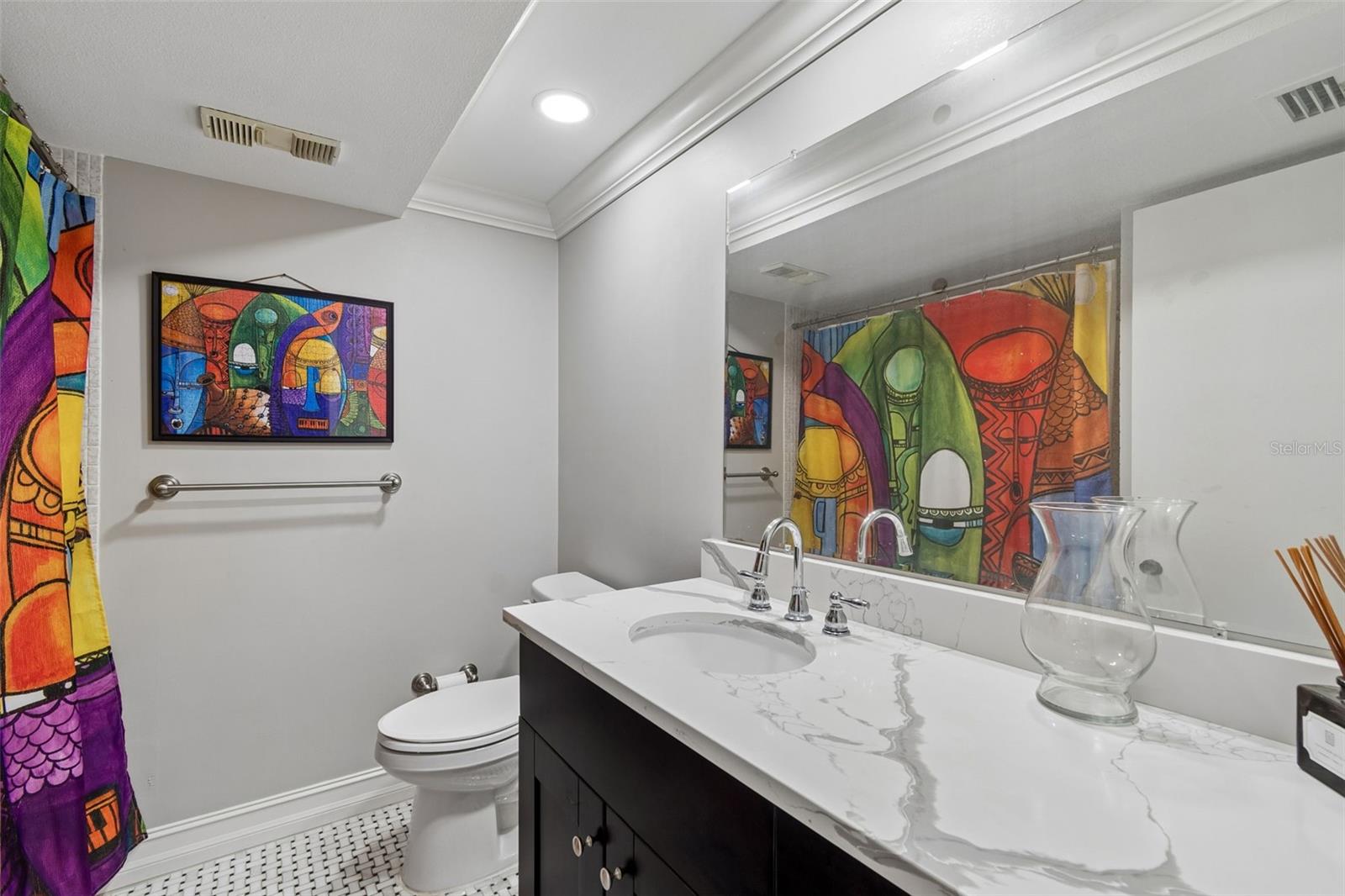 THE PINNACLE APTS A CONDO - Residential