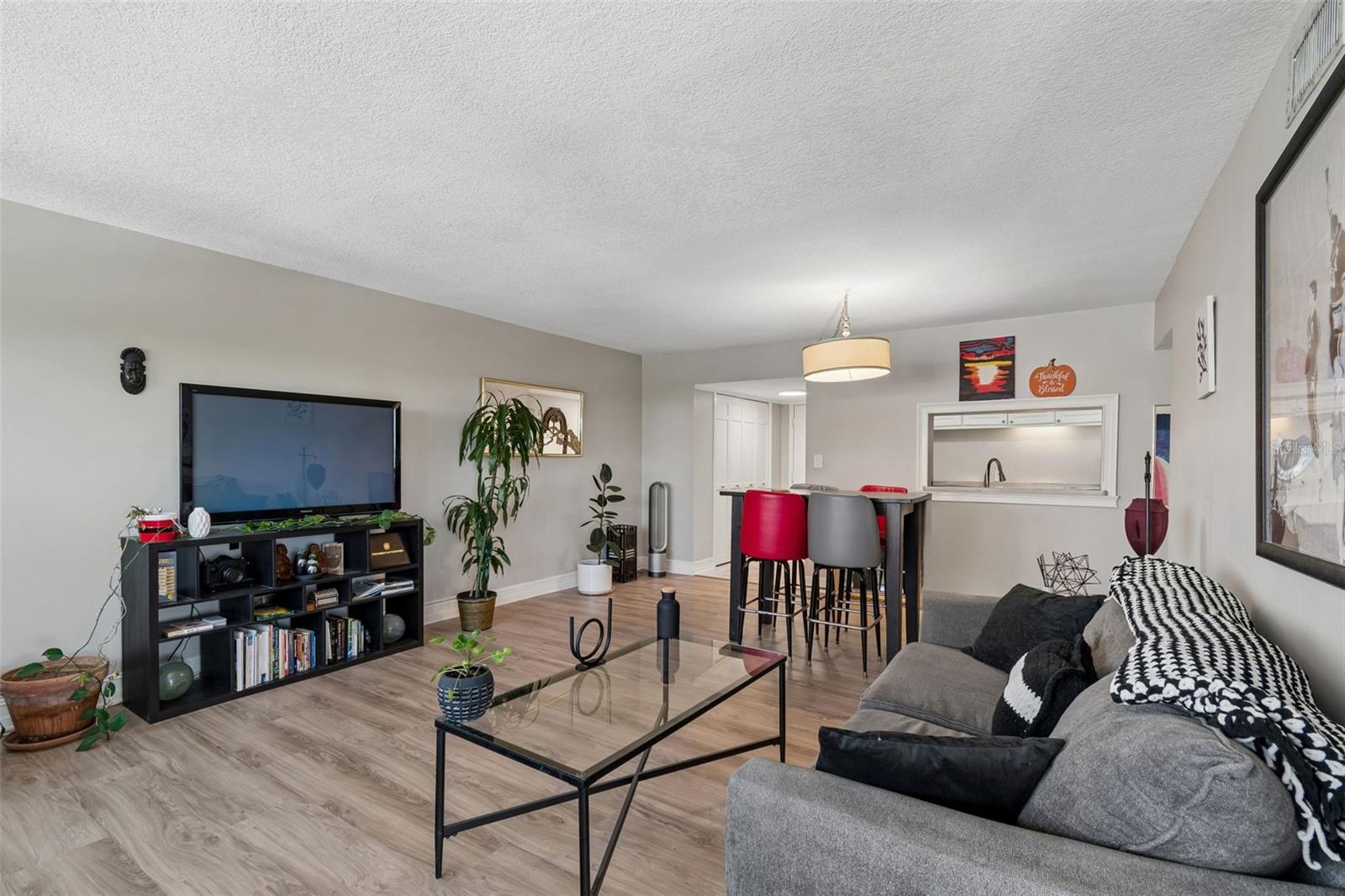 THE PINNACLE APTS A CONDO - Residential