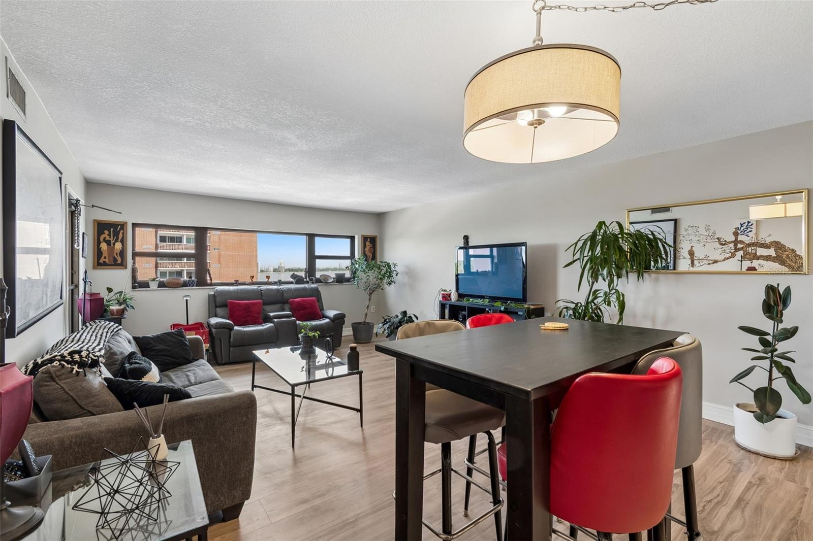 THE PINNACLE APTS A CONDO - Residential