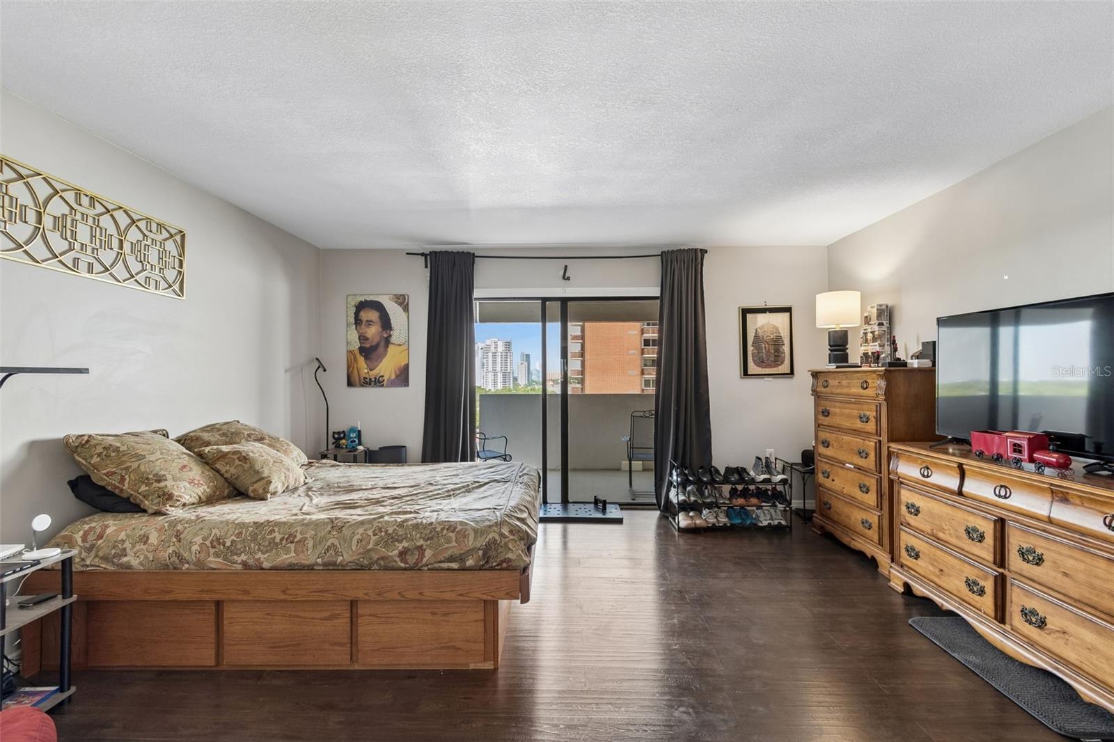 THE PINNACLE APTS A CONDO - Residential