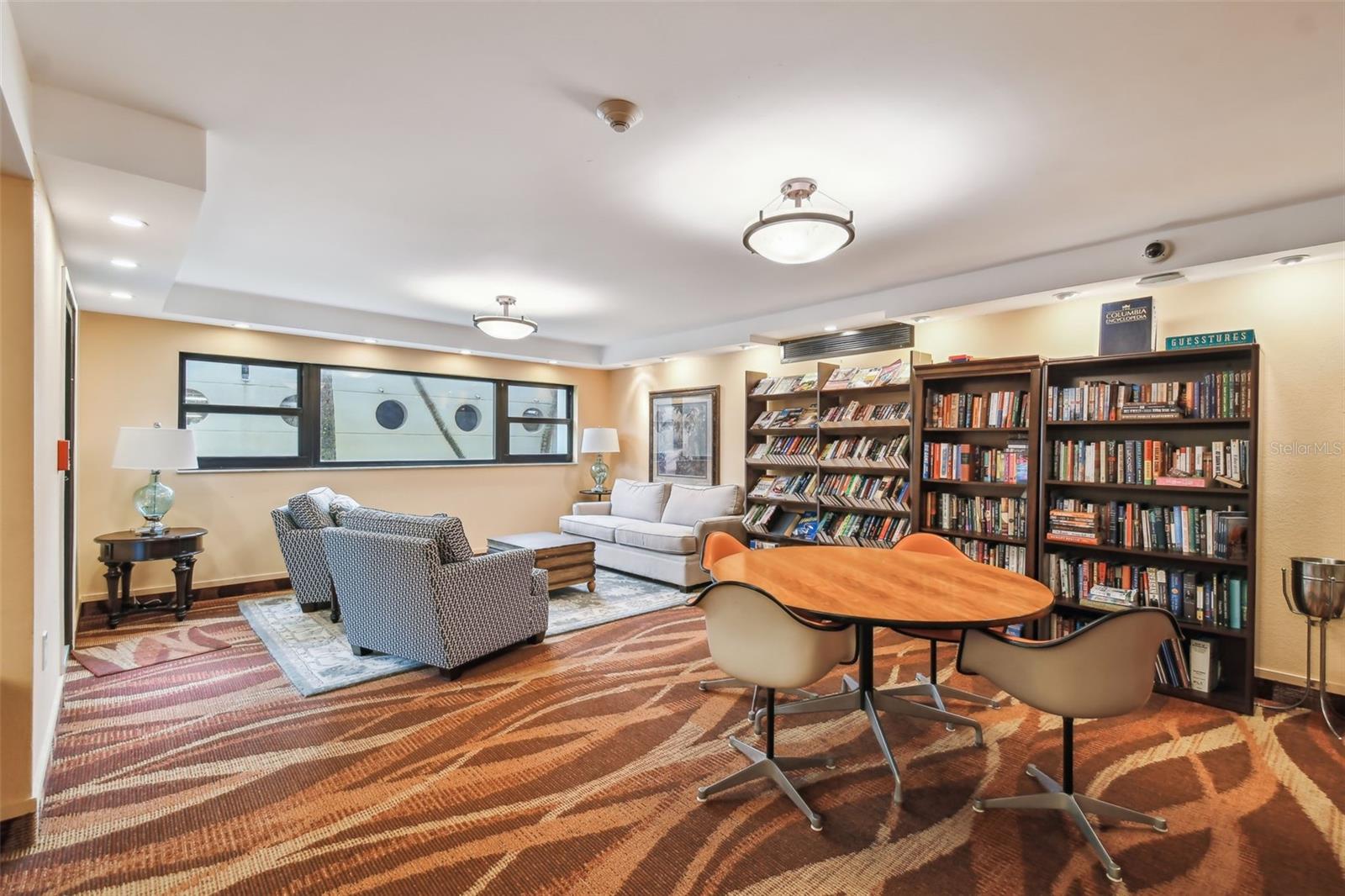 THE PINNACLE APTS A CONDO - Residential