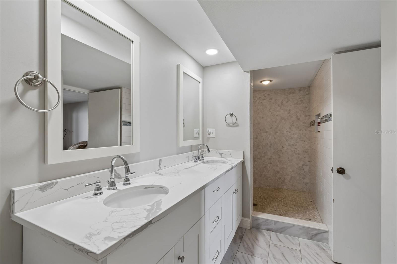 THE PINNACLE APTS A CONDO - Residential