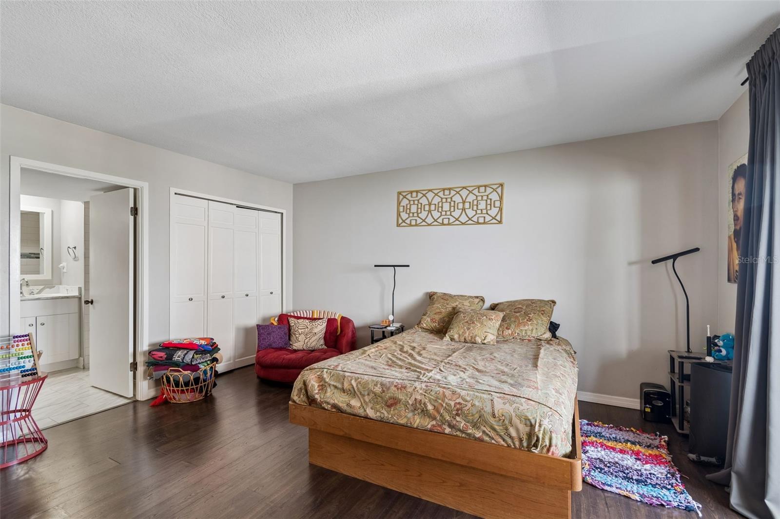 THE PINNACLE APTS A CONDO - Residential