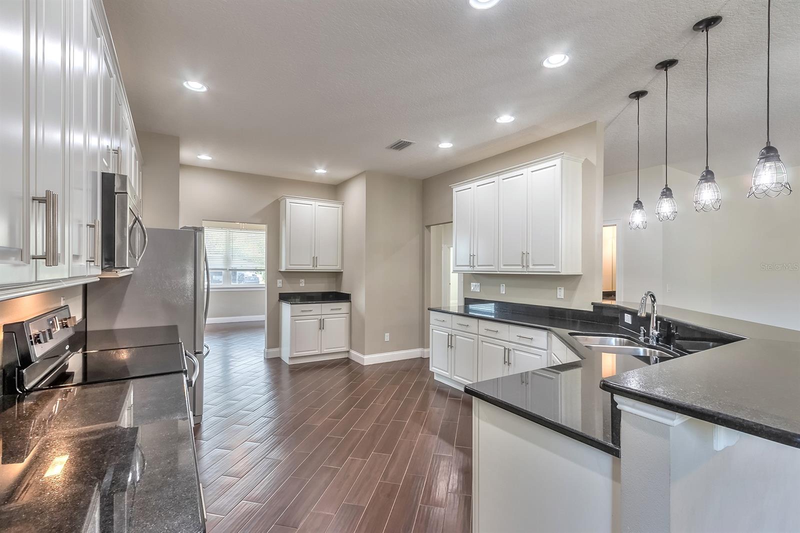 Manatee Cove Sub - Residential