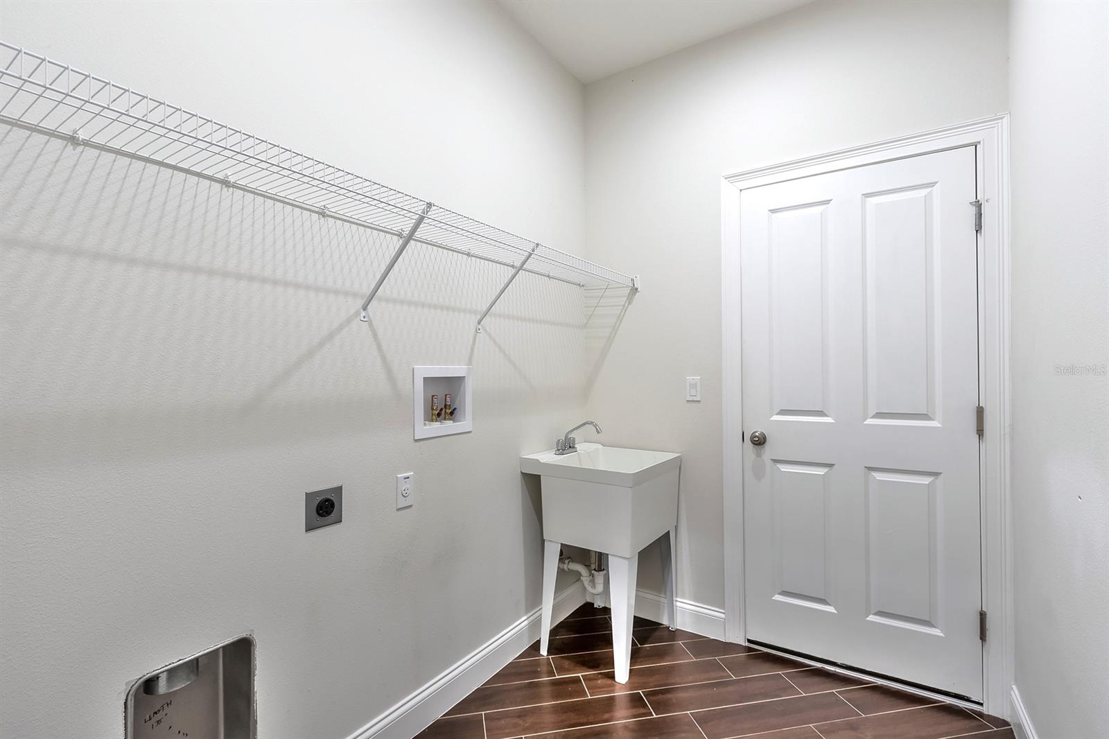 Manatee Cove Sub - Residential