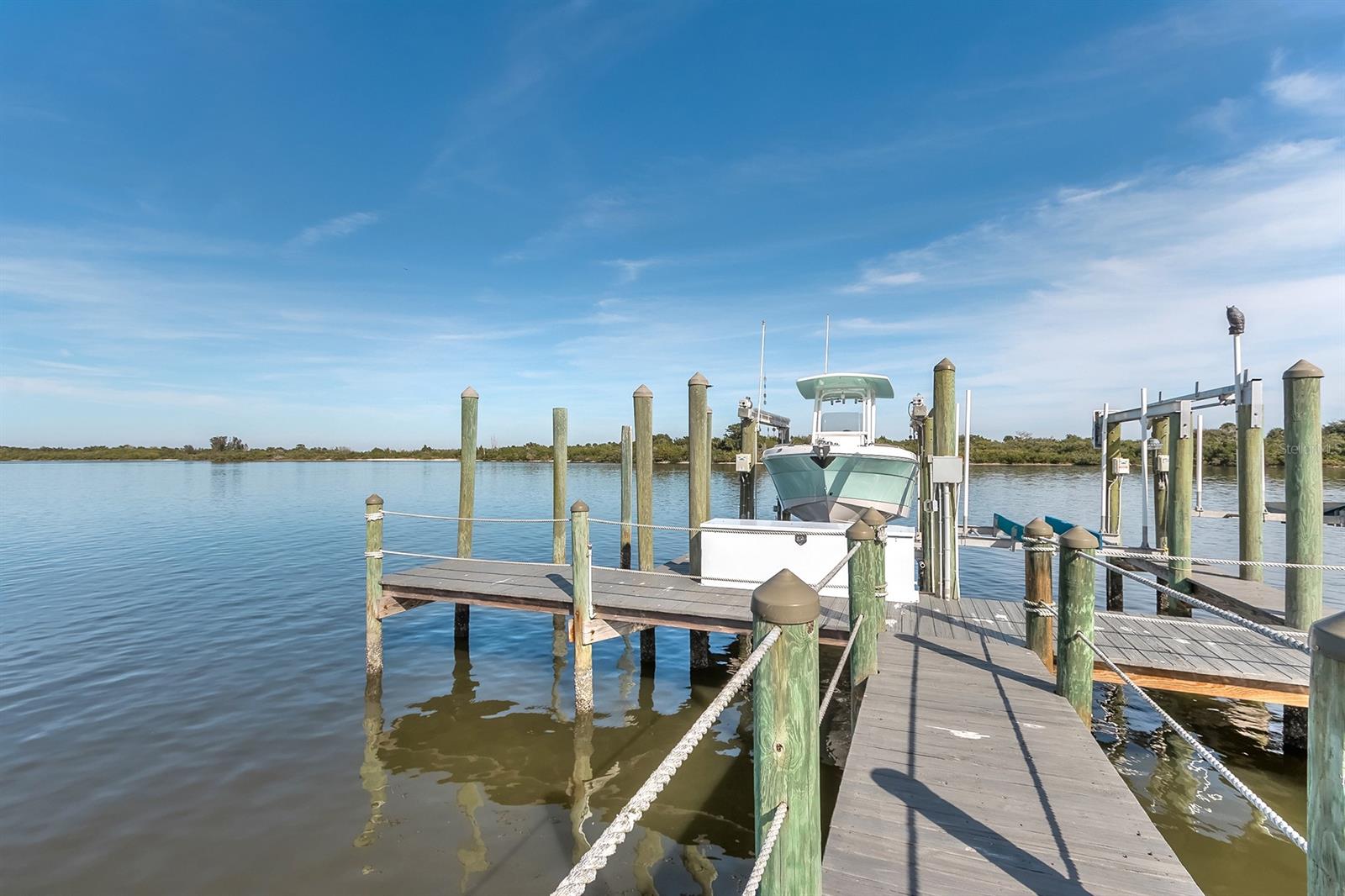 Manatee Cove Sub - Residential