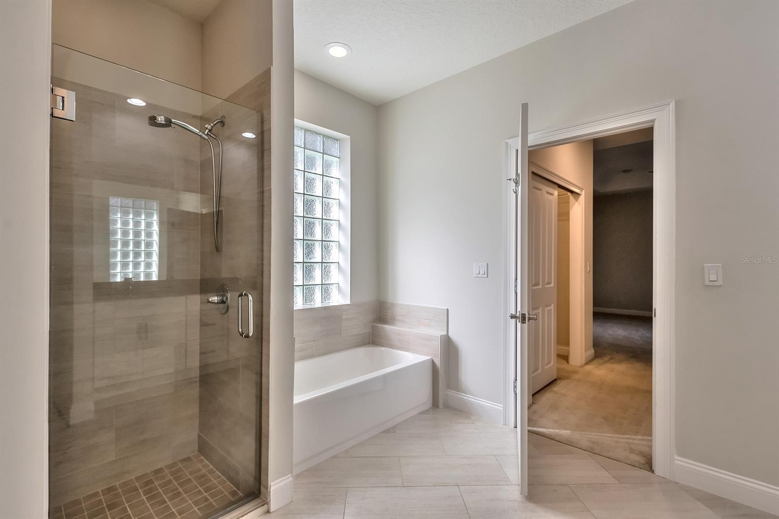 Manatee Cove Sub - Residential