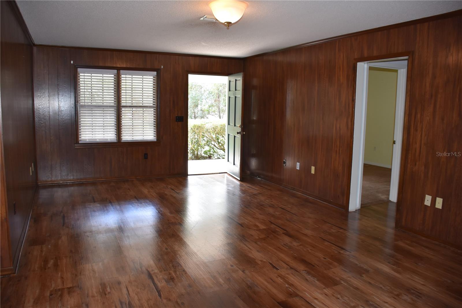 G M WHETSTONE ESTATE ADD TO H S - Residential