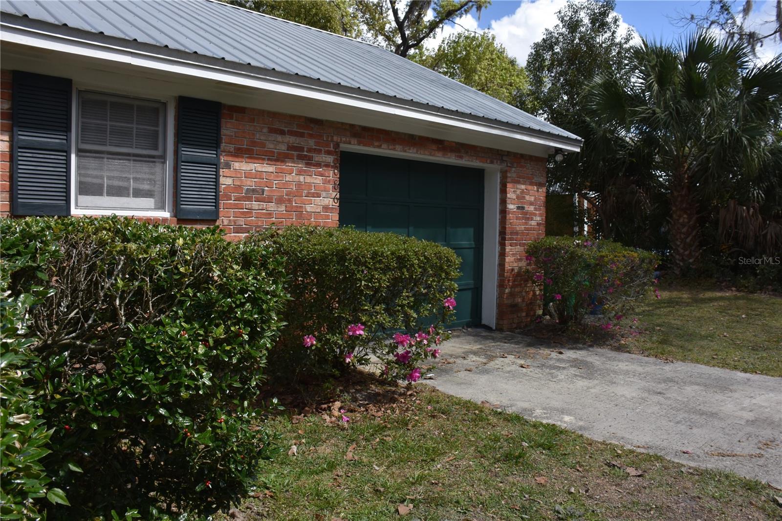 G M WHETSTONE ESTATE ADD TO H S - Residential