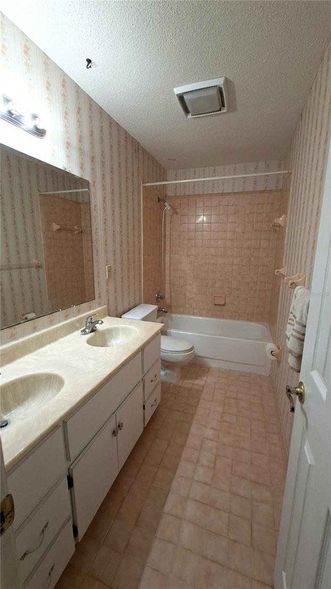 G M WHETSTONE ESTATE ADD TO H S - Residential