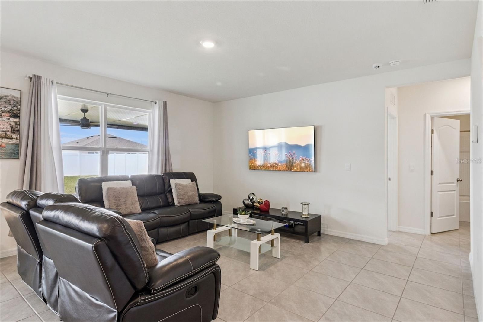 WIND MDWS SOUTH PH 1 - Residential