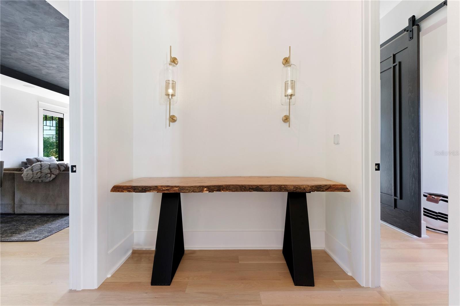 WEST HIGHLANDS - Residential Lease