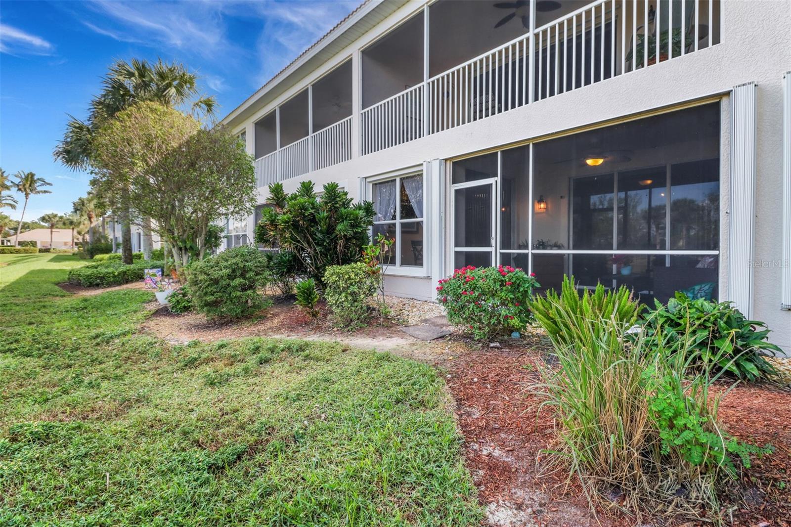 SABAL POINTE/MAJESTIC PALMS PH - Residential