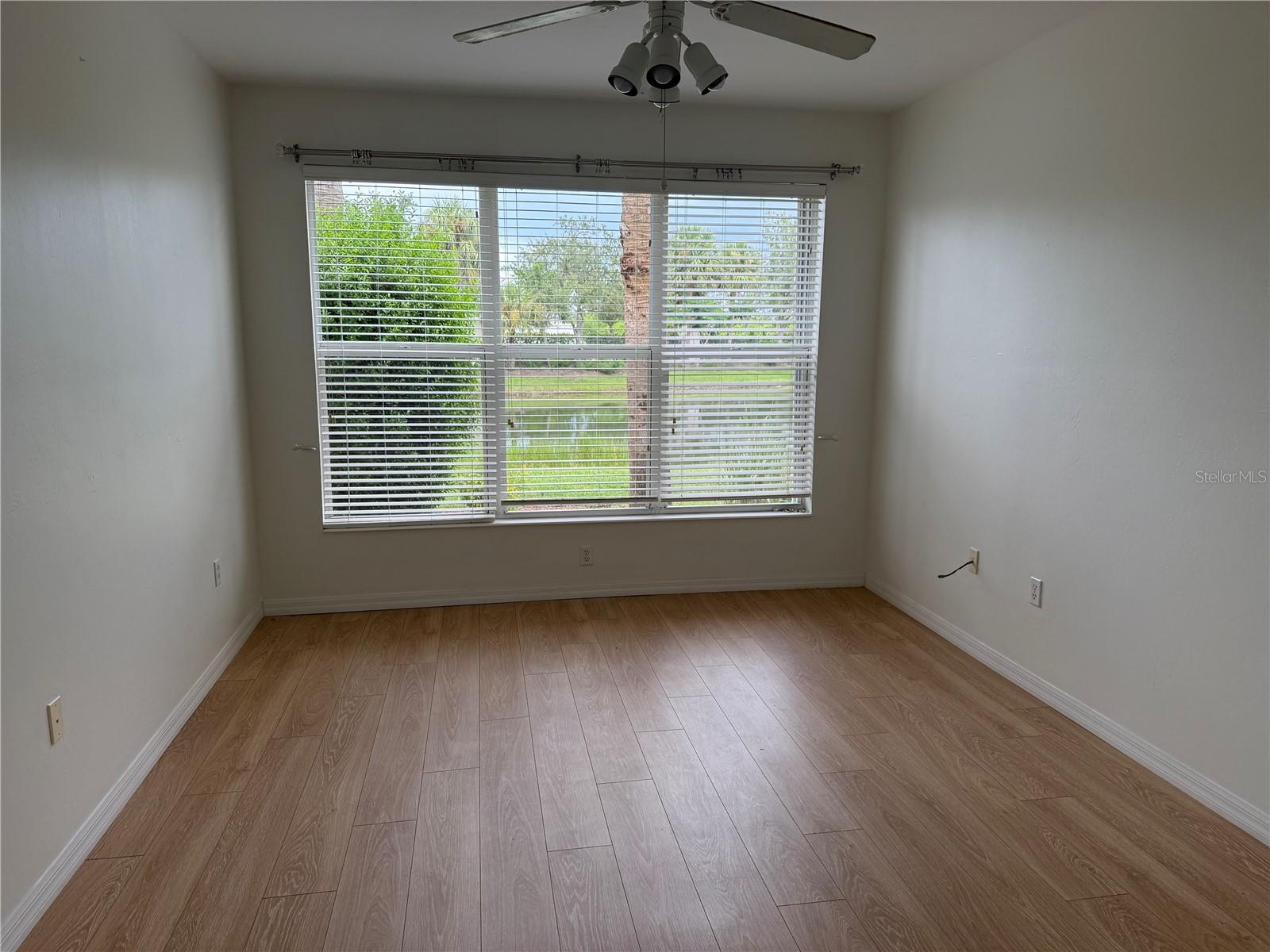 SABAL POINTE/MAJESTIC PALMS PH - Residential