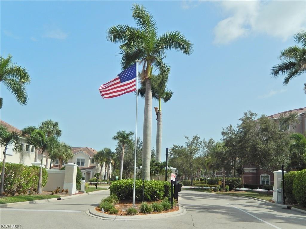 SABAL POINTE/MAJESTIC PALMS PH - Residential