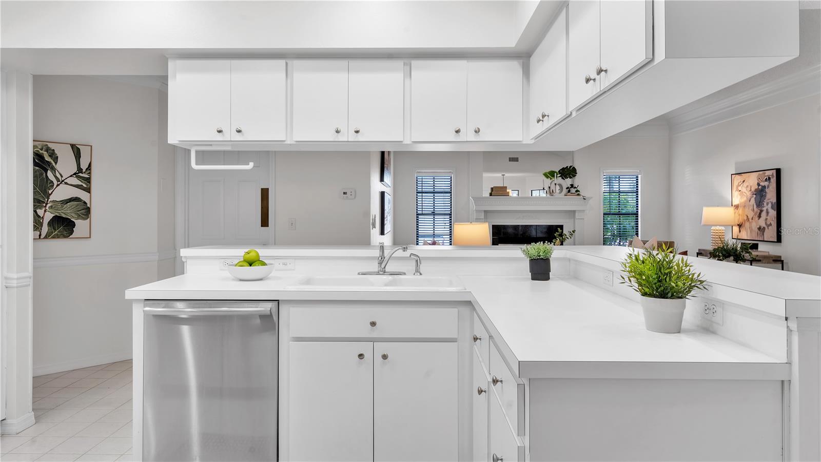 ONE HIGHLANDS PLACE - Residential