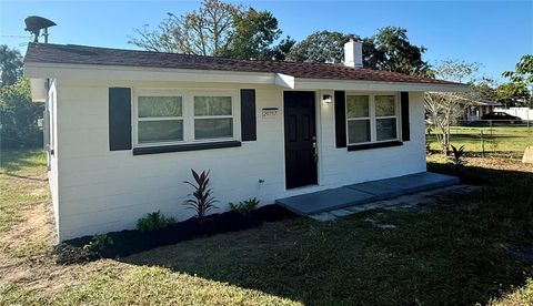 Photo of 29757 County Road 561, Tavares, FL 32778 (MLS # O6352981)