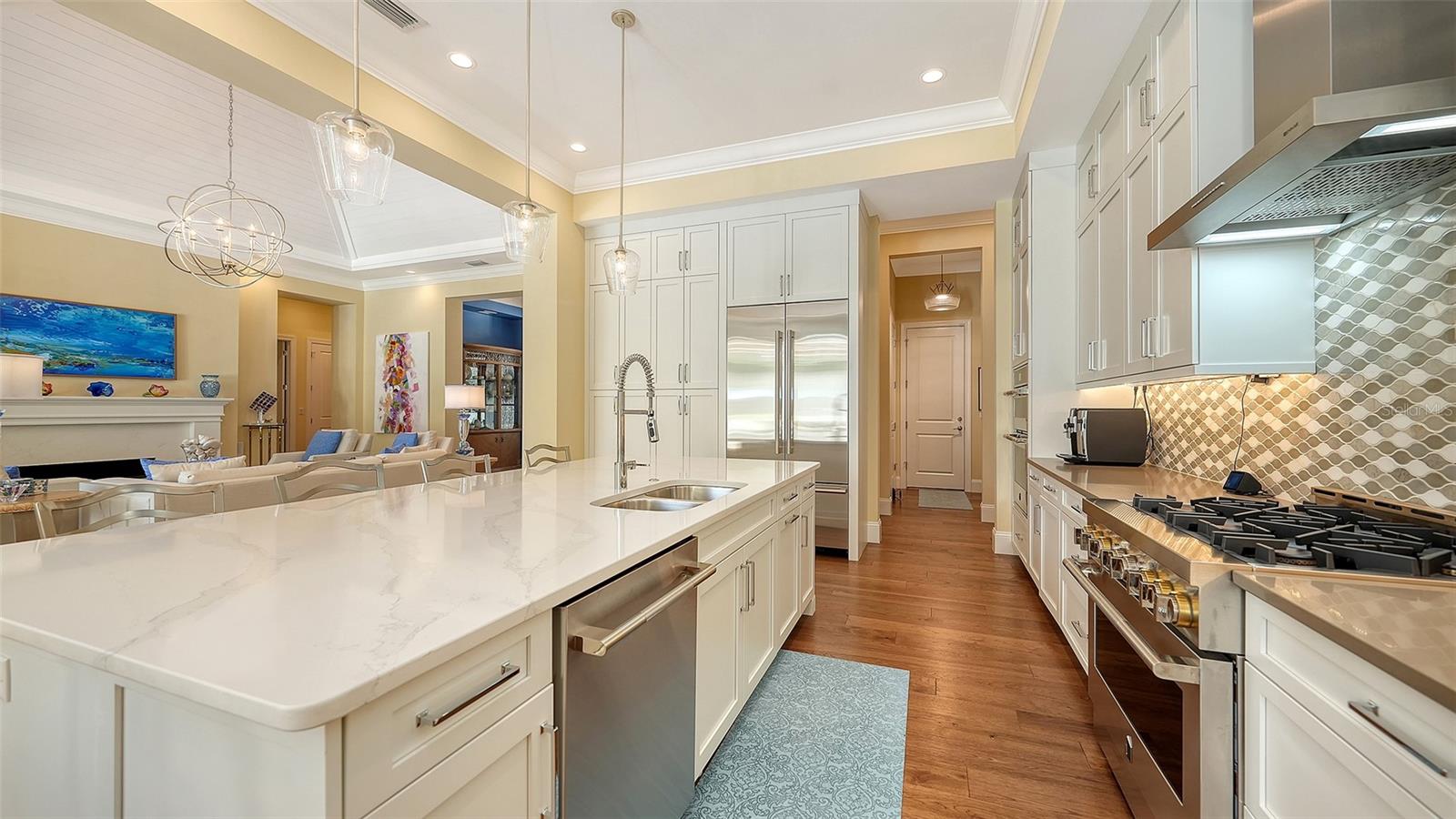 JOHNSON ESTATES - Residential