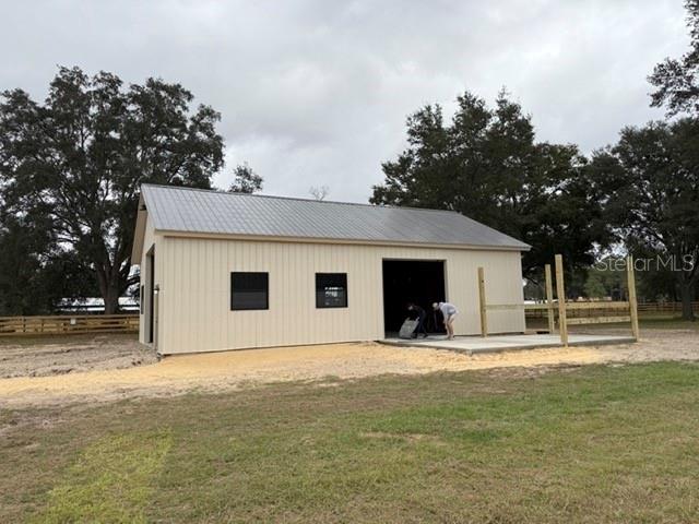 FAR POINT FARMS - Residential