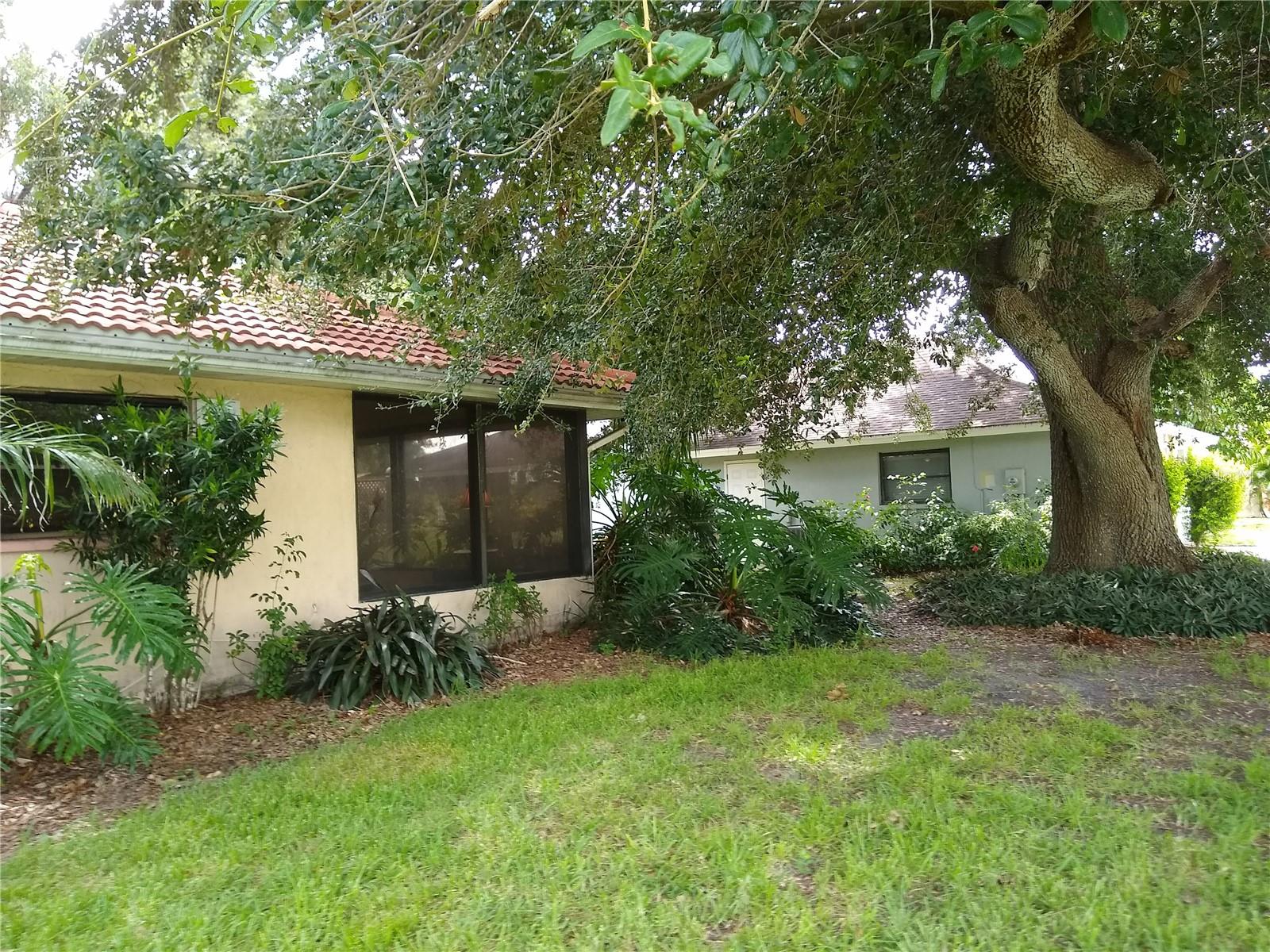 VENICE GARDENS - Residential