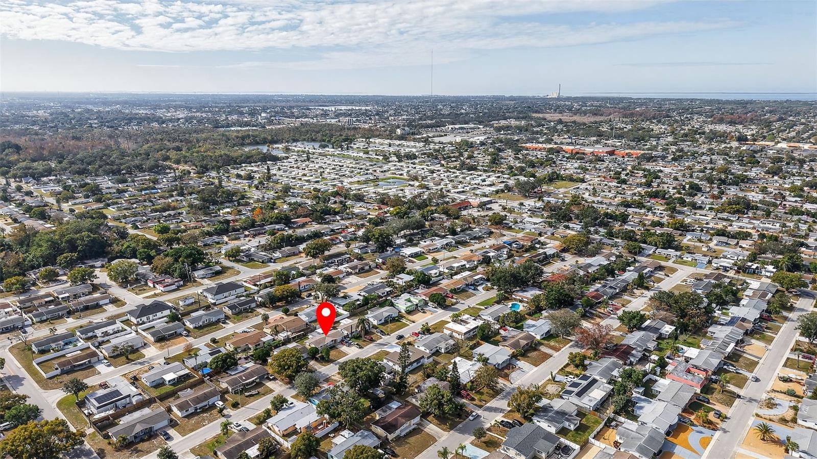 COLONIAL HILLS - Residential