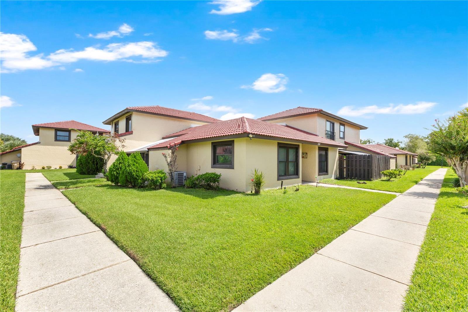 545 HUNTER CIRCLE