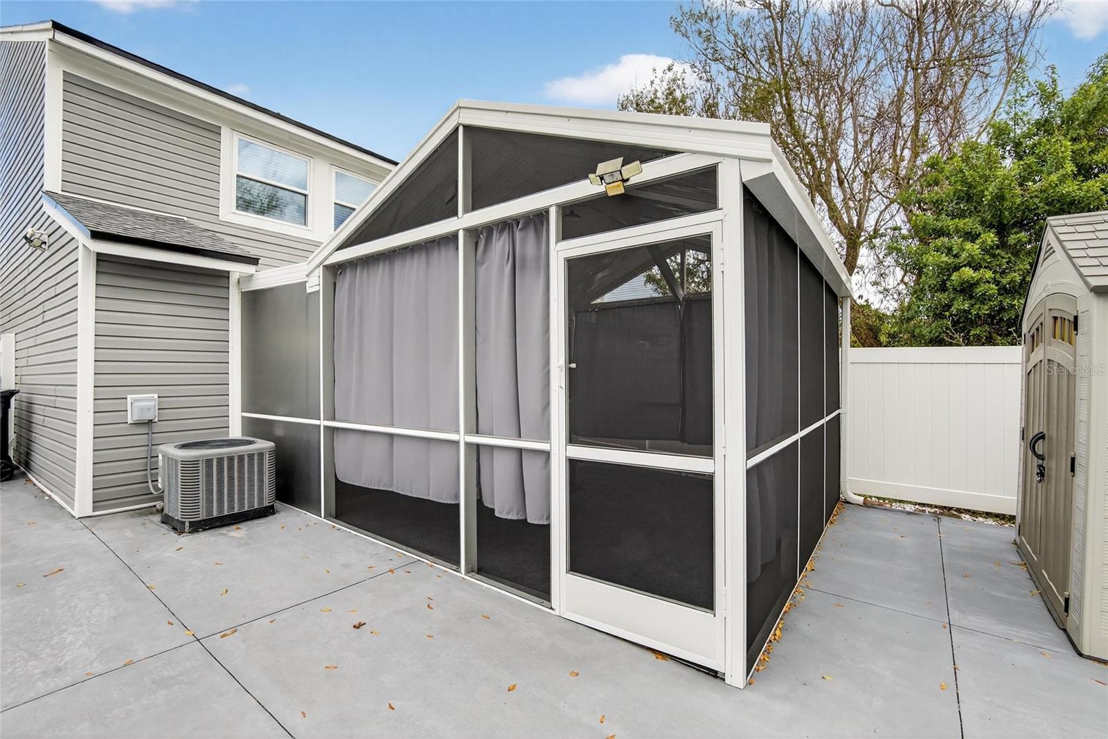 ROCKPOINTE PATIO HOMES - Residential