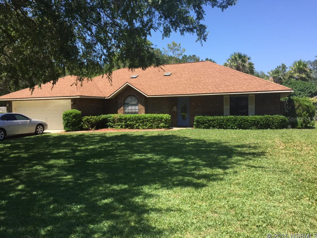 Renovated and meticulously maintained 3 bedroom, 2 bath home on very large lot in the most desirable front section of Breakaway Trails. Gated community close to shopping and features a community pool, clubhouse, tennis, & basketball court. Screened porch and renovated kitchen and large dinning room makes entertaining fun and easy.