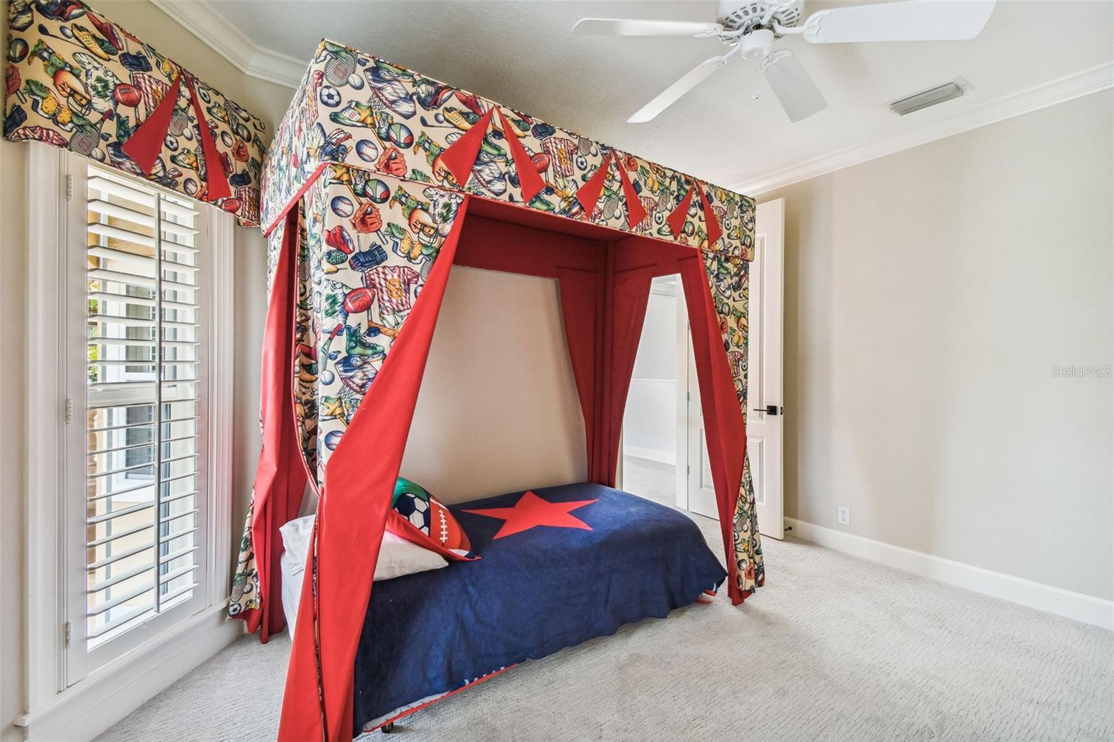 LAKEWOOD RANCH COUNTRY CLUB VILLAGE G - Residential