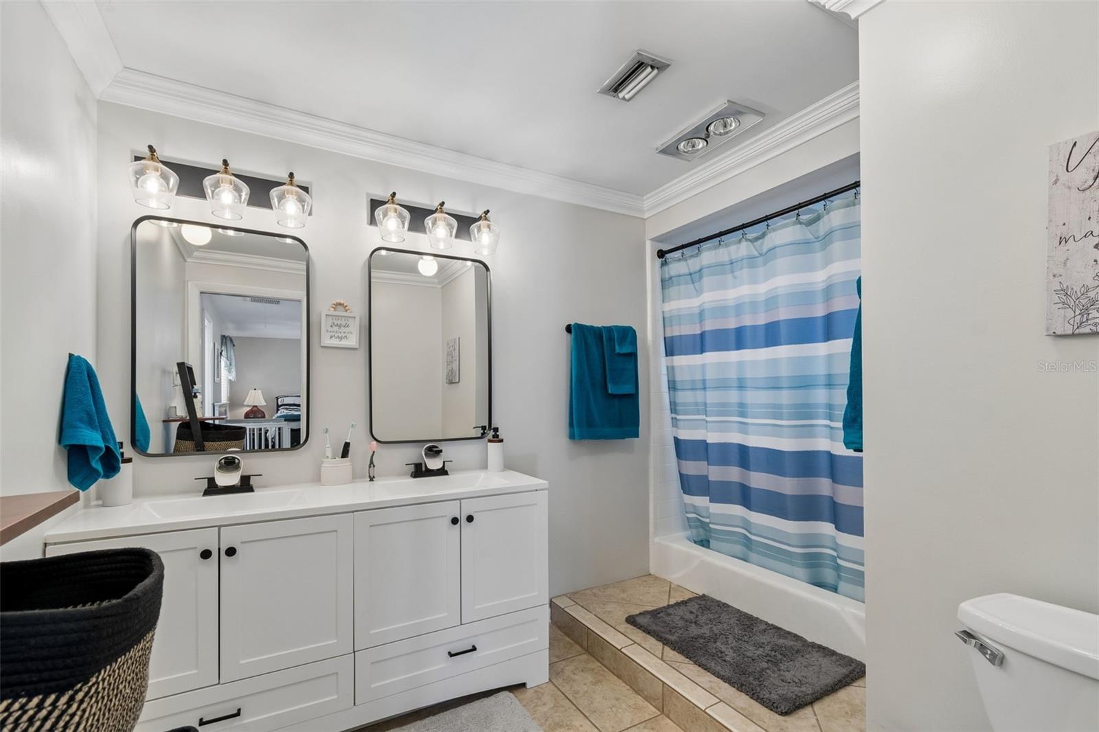 IMPERIAL PARK - Residential