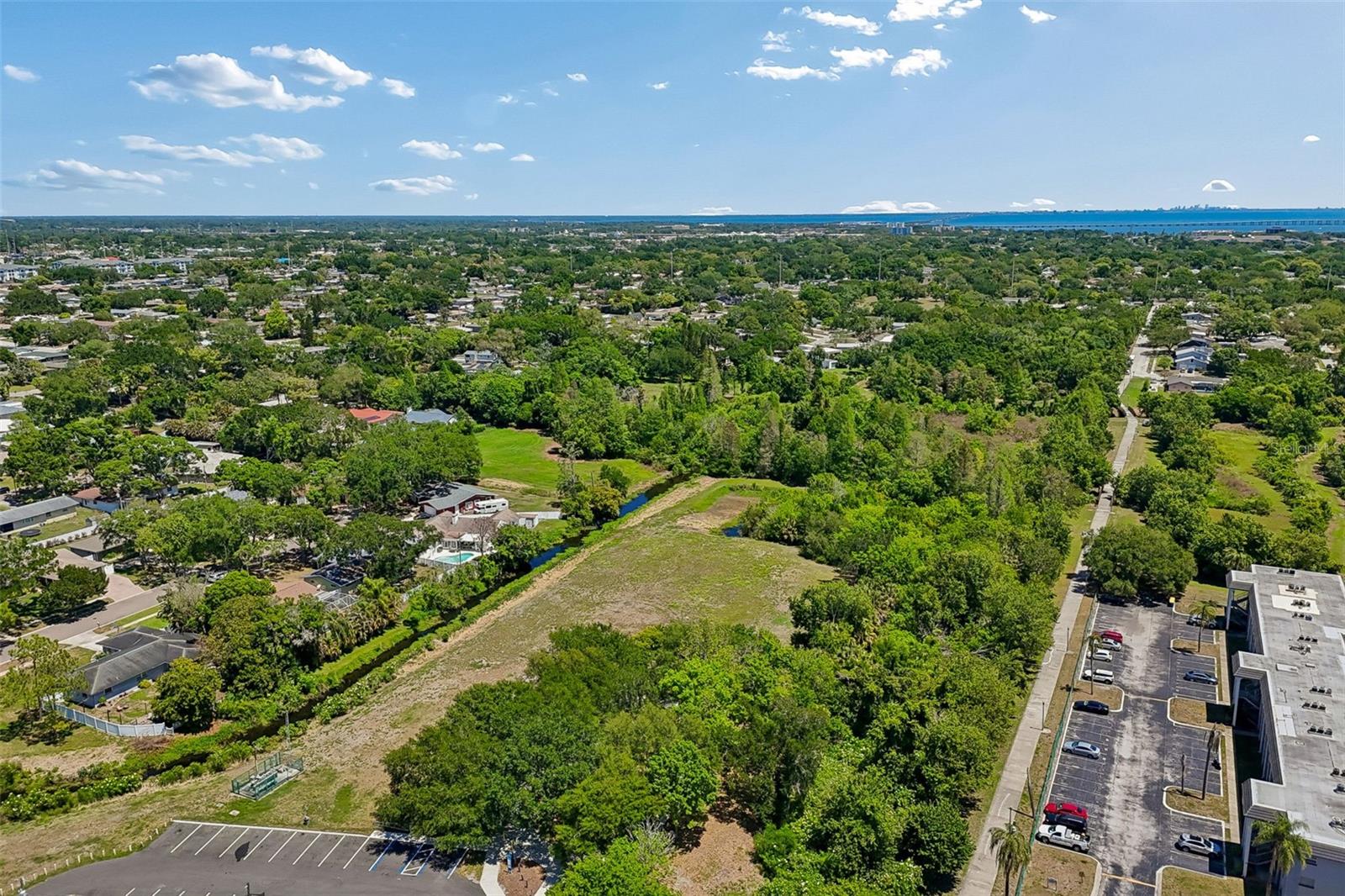 IMPERIAL PARK - Residential