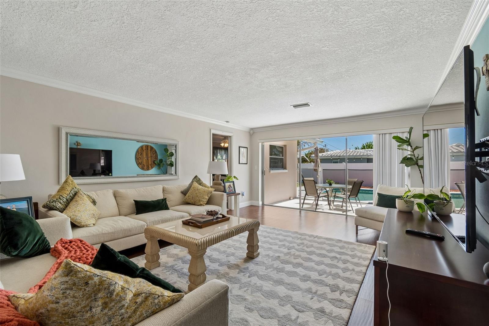 IMPERIAL PARK - Residential