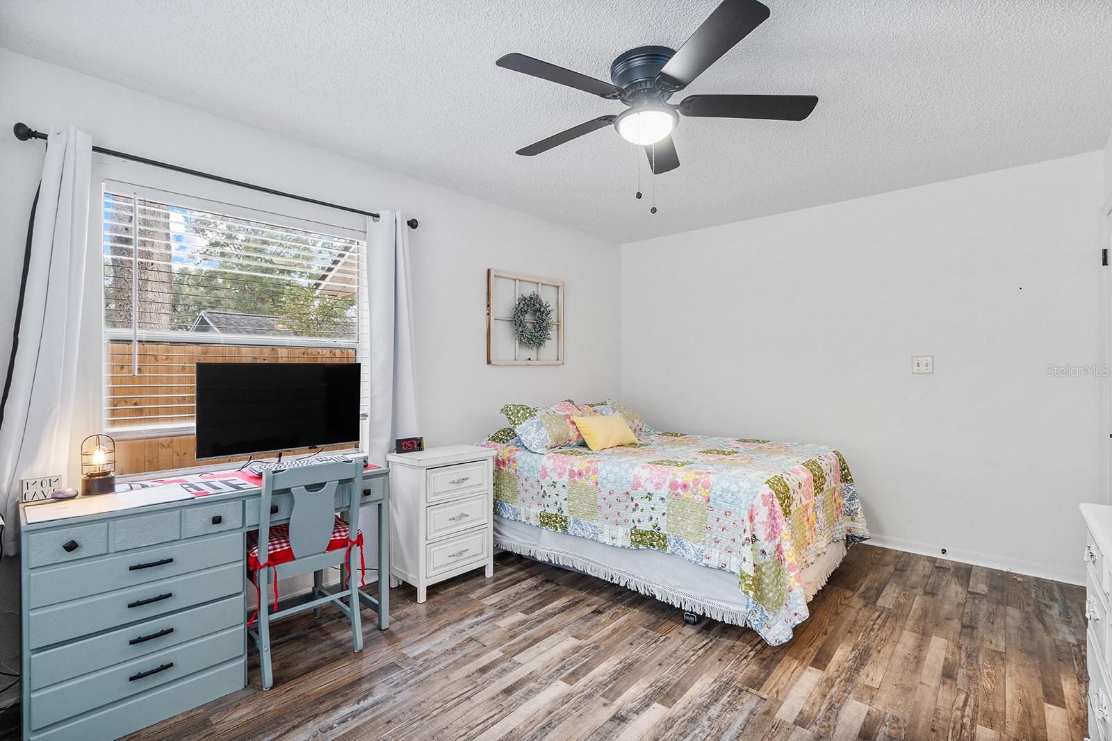 MOUNT PLYMOUTH - Residential