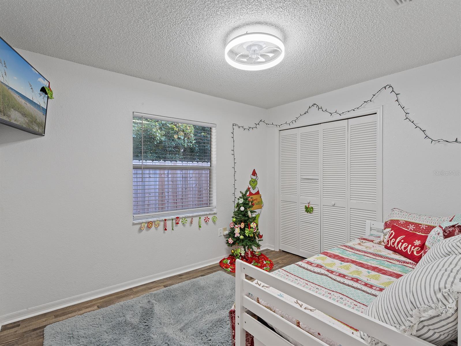 MOUNT PLYMOUTH - Residential