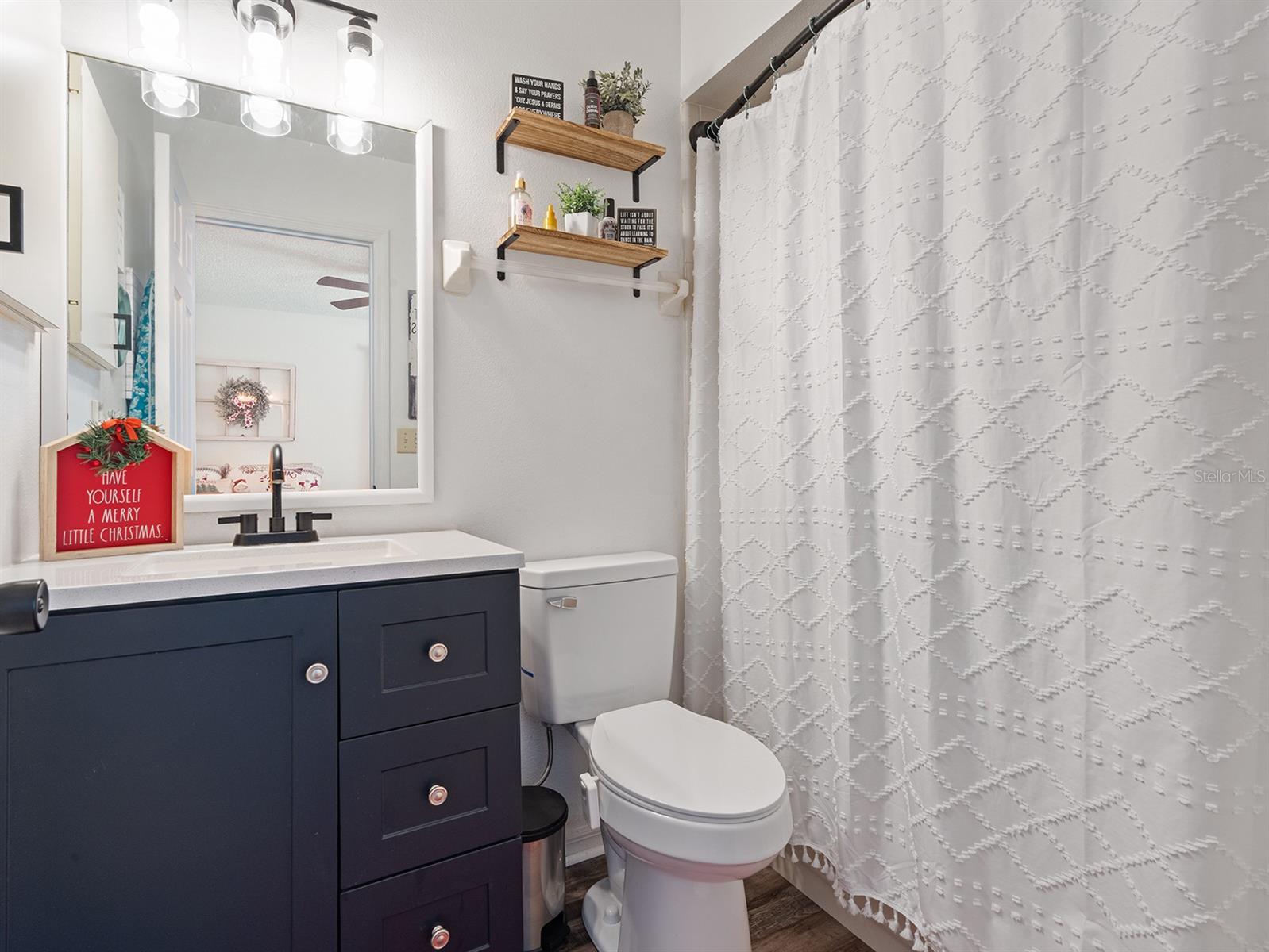 MOUNT PLYMOUTH - Residential