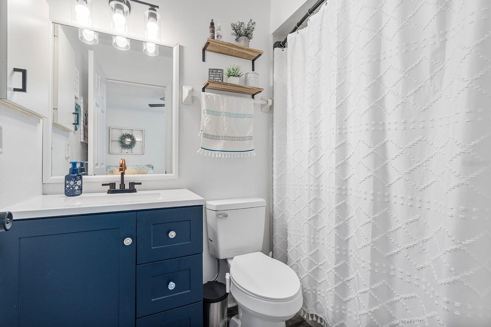 MOUNT PLYMOUTH - Residential