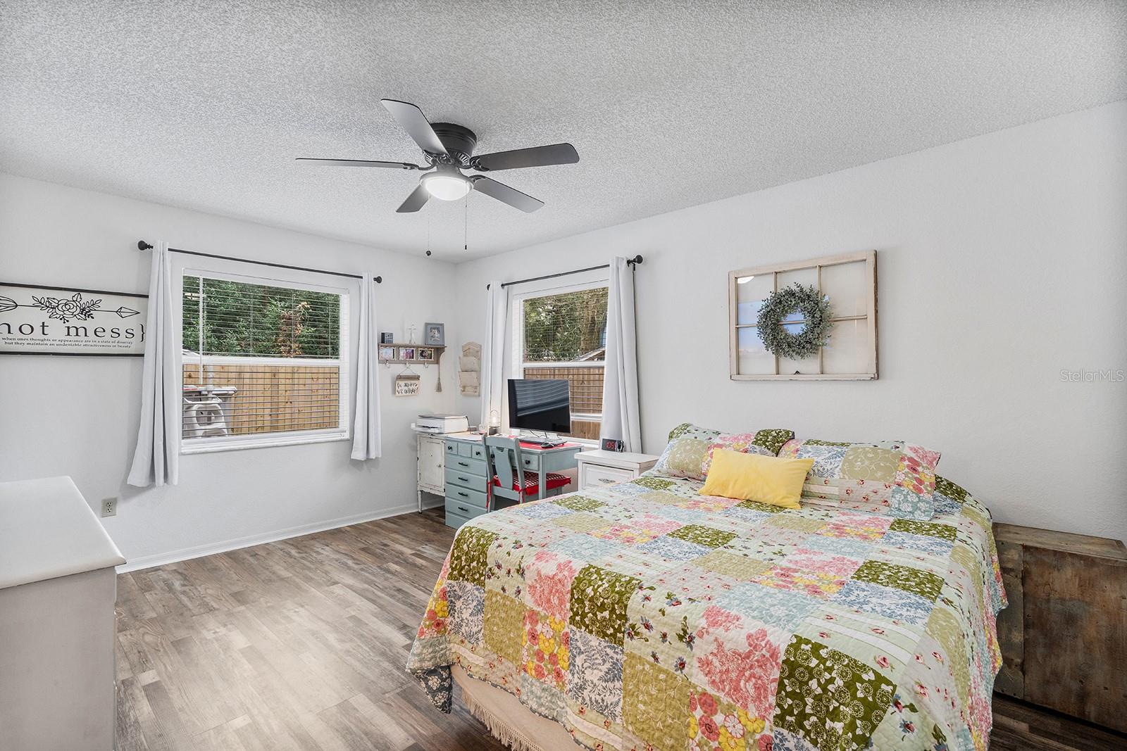 MOUNT PLYMOUTH - Residential