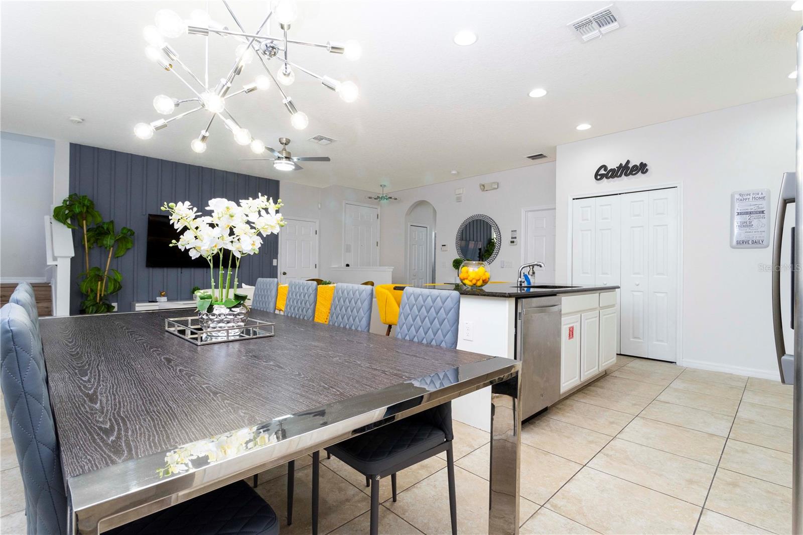 BELLAVIDA REPLAT 2 - Residential Lease