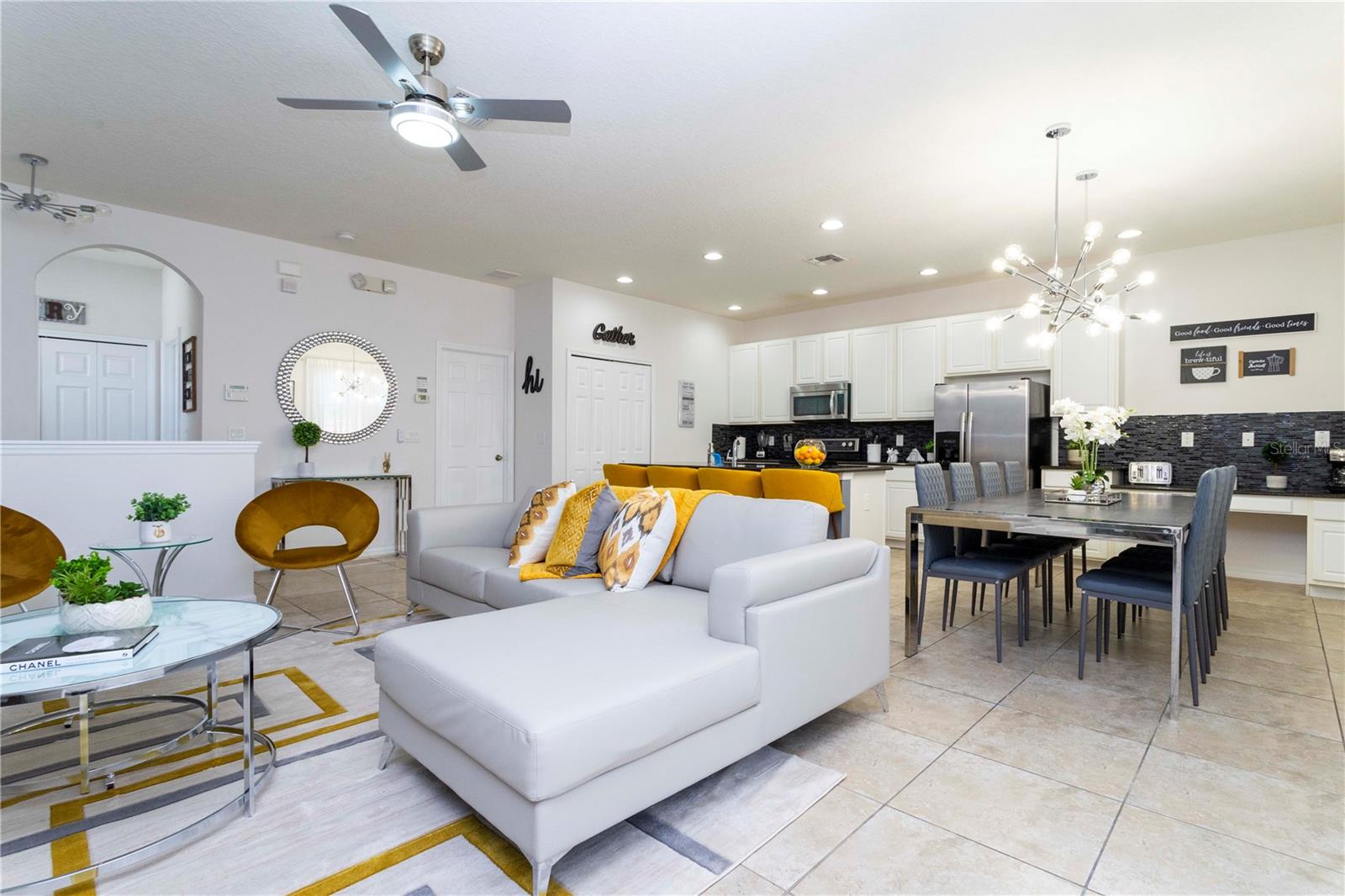 BELLAVIDA REPLAT 2 - Residential Lease